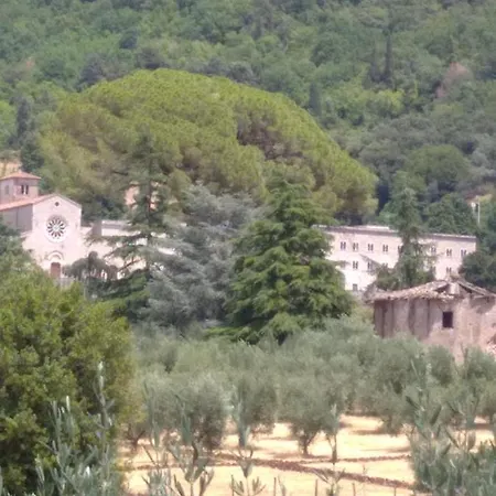 L'Oasi Di Alice Apartment Sermoneta Exterior photo